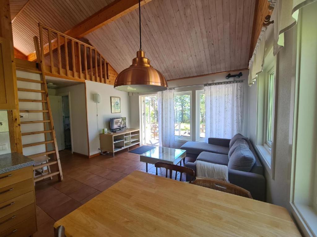 Gaerdsholmens Skaergardshemman "Eken" Villa Edsbruk Bagian luar foto